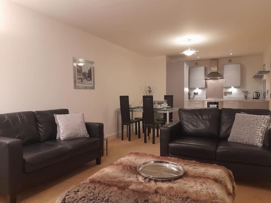 Centrally Situated 1 Bedroom Apartment! Birmingham Ngoại thất bức ảnh