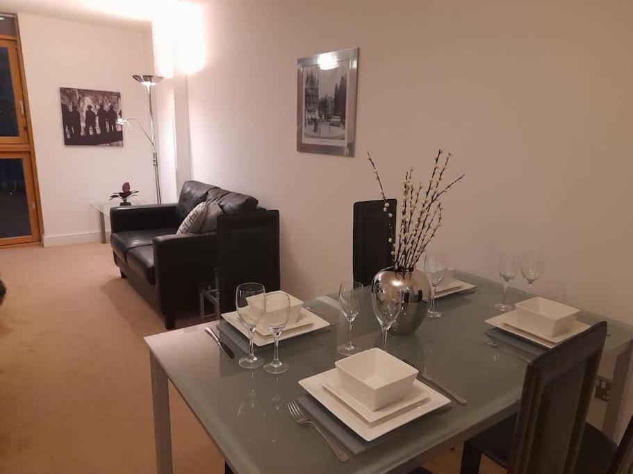 Centrally Situated 1 Bedroom Apartment! Birmingham Ngoại thất bức ảnh